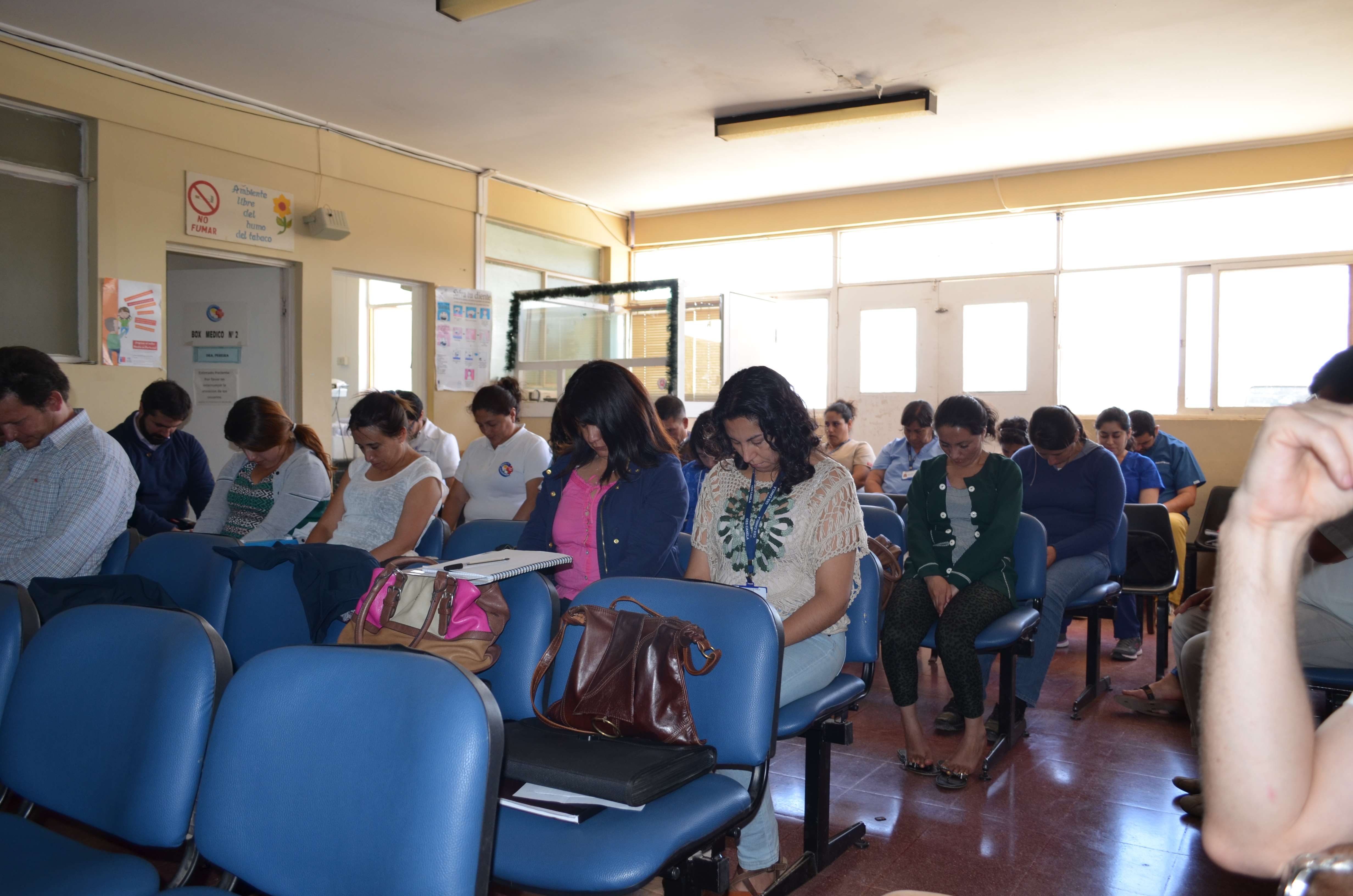Residentes de psiquiatría liderados por Rodrigo Figueroa capacitaron en trauma psicológico a funcionarios de la atención primaria de Canela