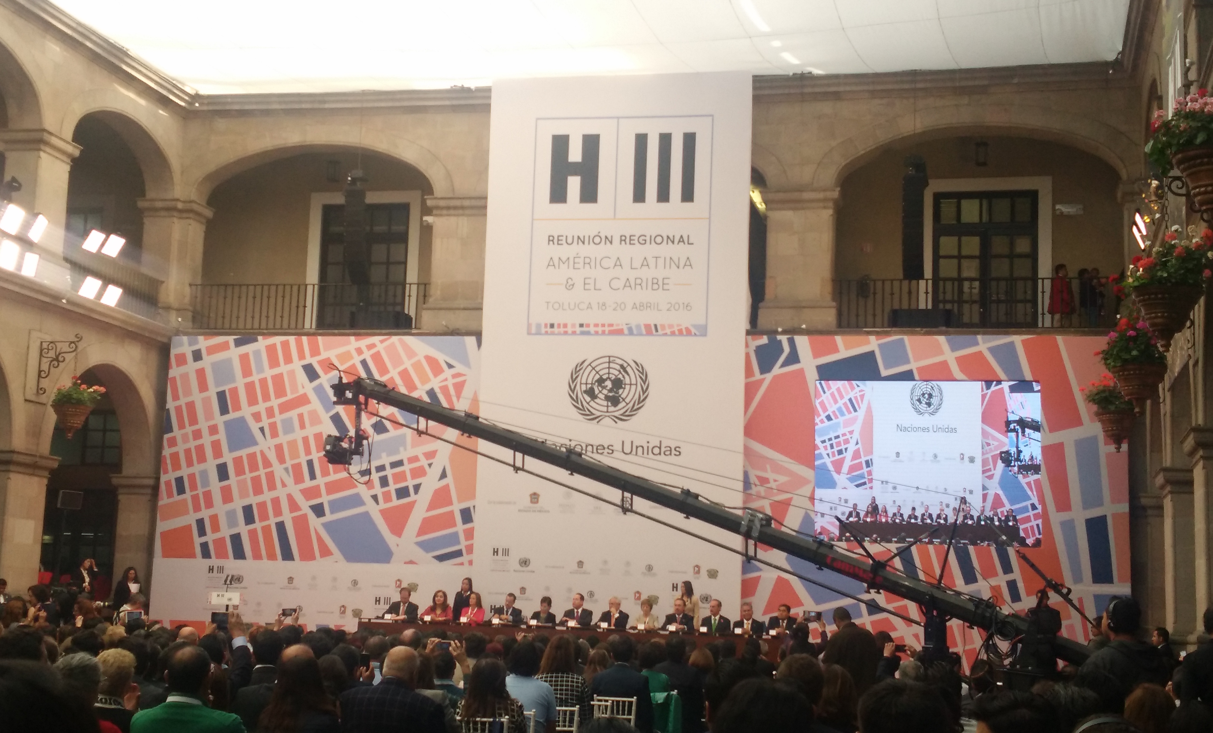 Roberto Moris estuvo en Toluca México para participar en la reunión previa al congreso Habitat III