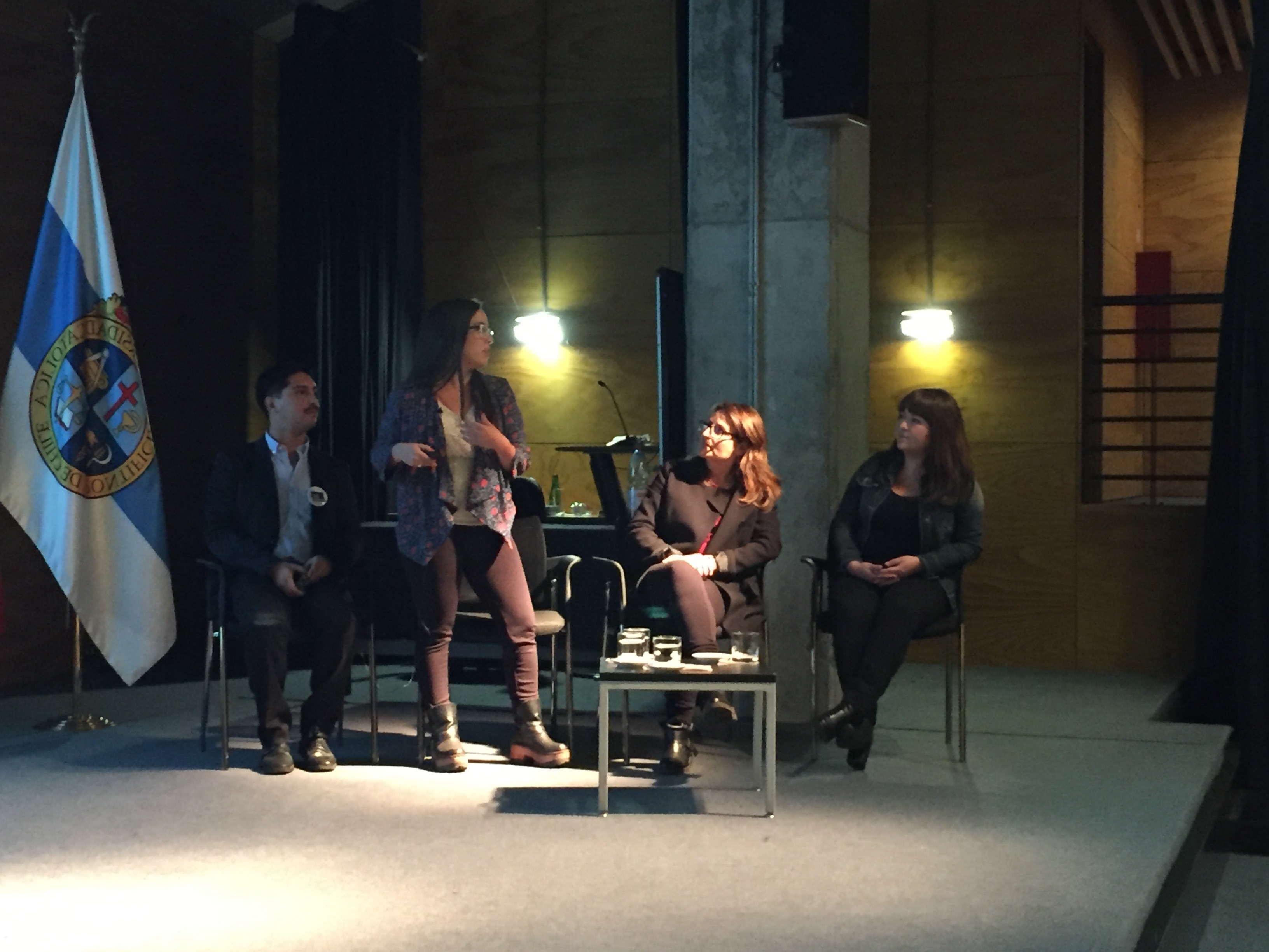 Investigadora Andrea Pino fue la encargada de abrir el ciclo de conversatorios CIGIDEN 2016