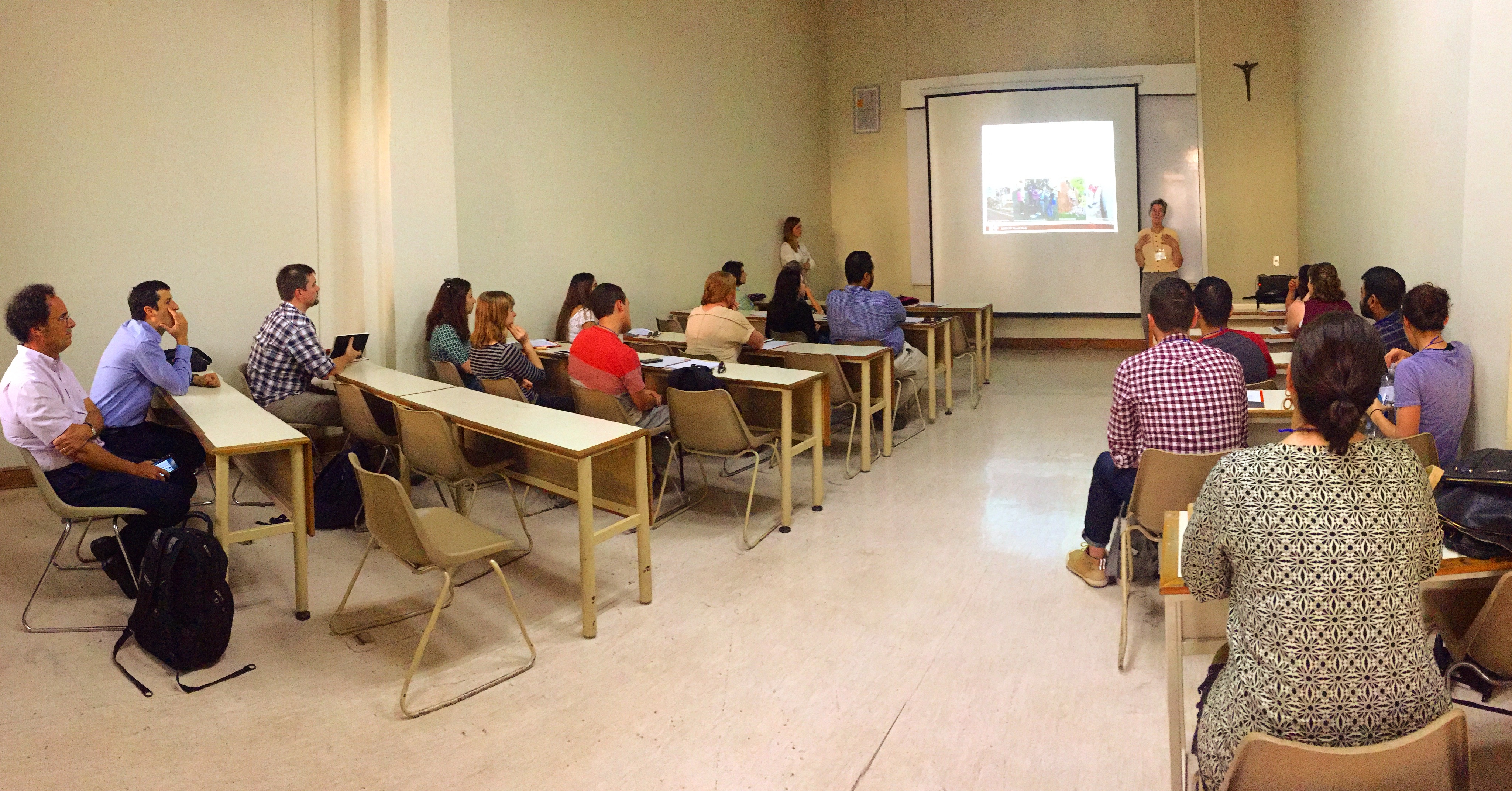 Ingeniería UC y CIGIDEN dictan curso sobre terremotos a estudiantes internacionales