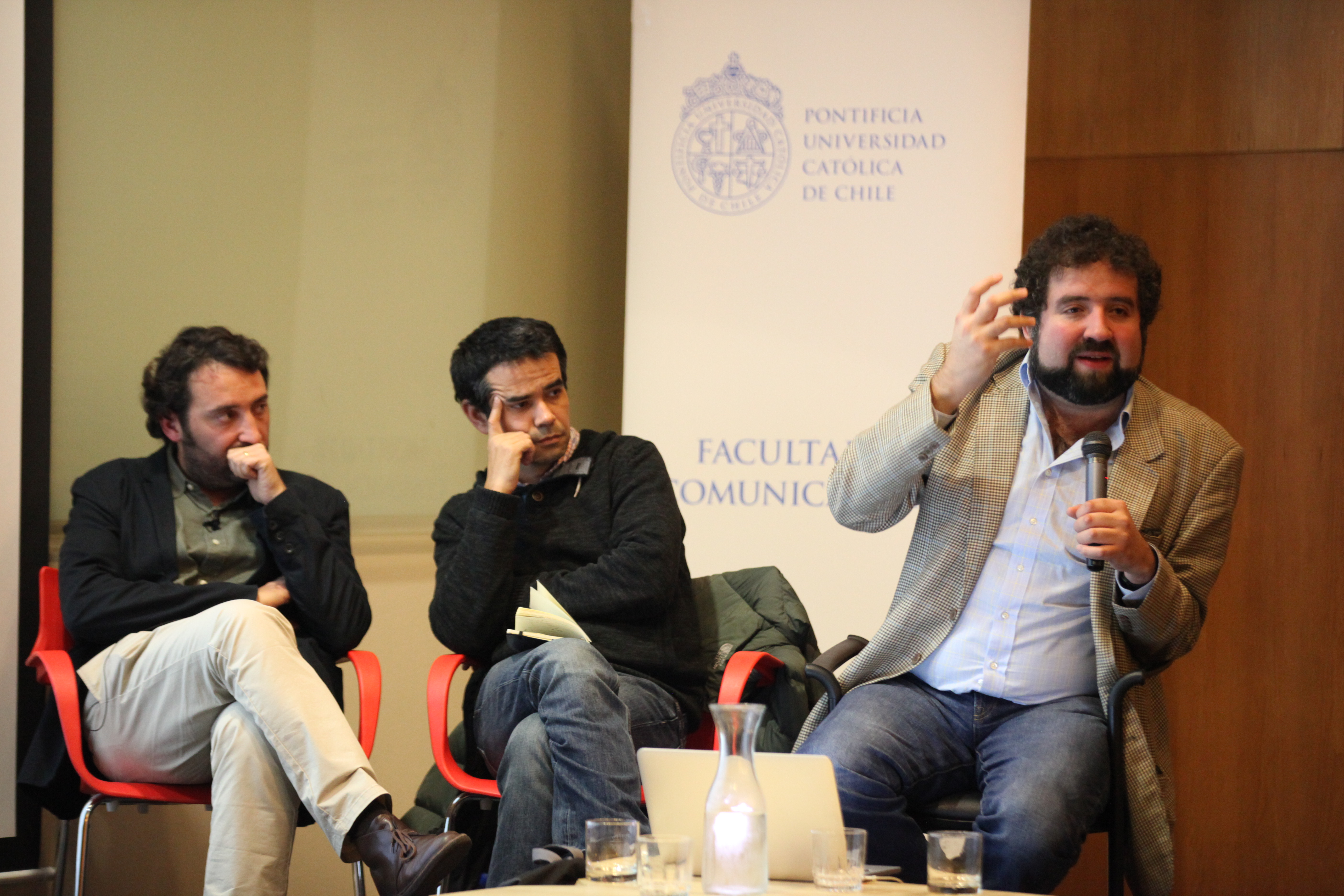 Sebastián Valenzuela en seminario académico CIGIDEN: Twitter se consolida como herramienta de los periodistas para obtener información en desastres