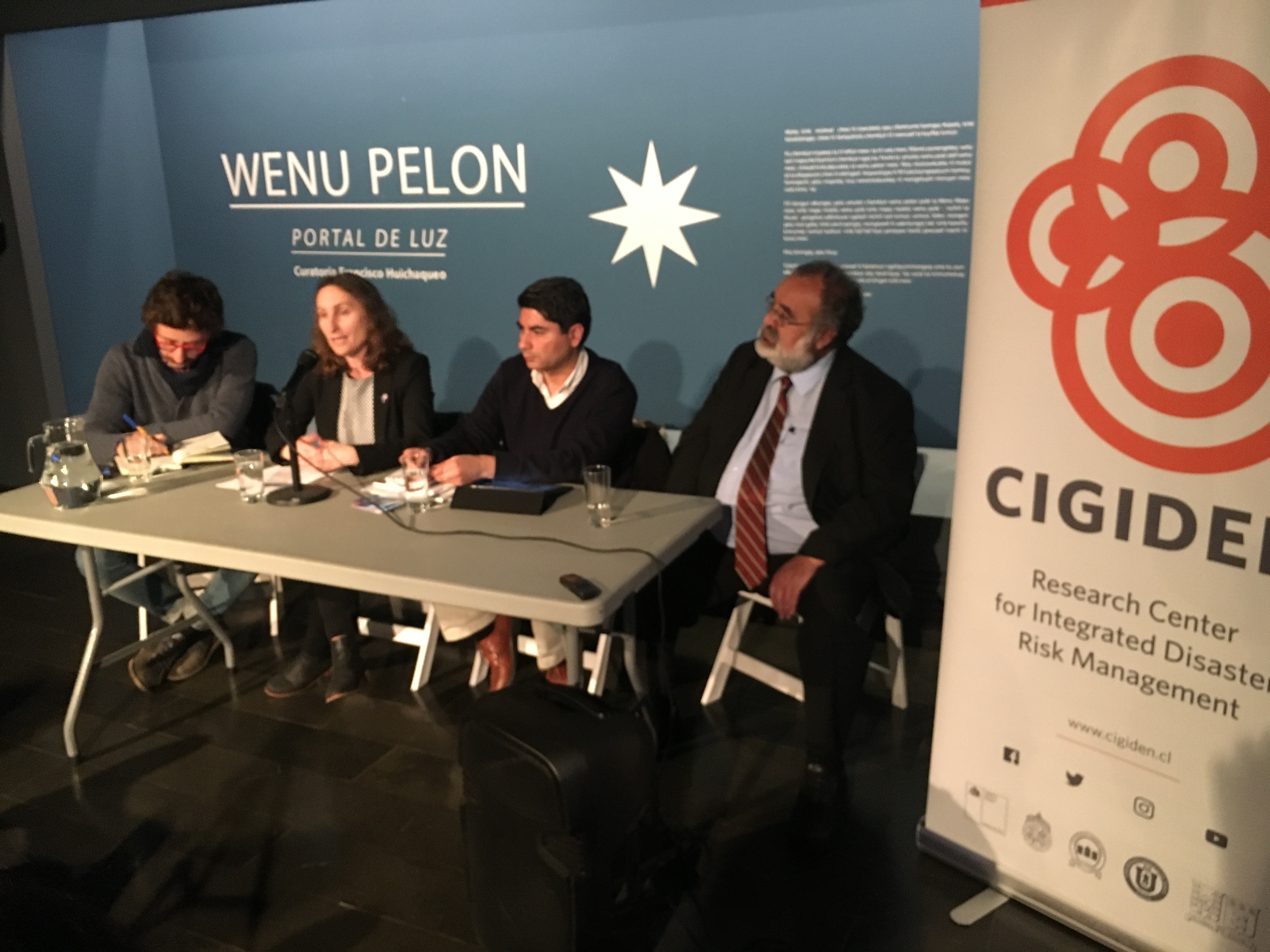 Debaten sobre cómo incorporar el conocimiento local en las políticas de reducción de riesgo de desastres en Chile