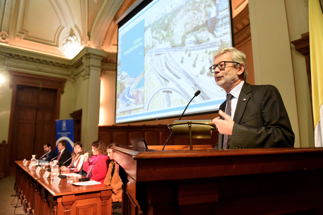 Nueva edición de libro sobre gestión de infraestructura vial incluye impacto de los desastres de origen natural