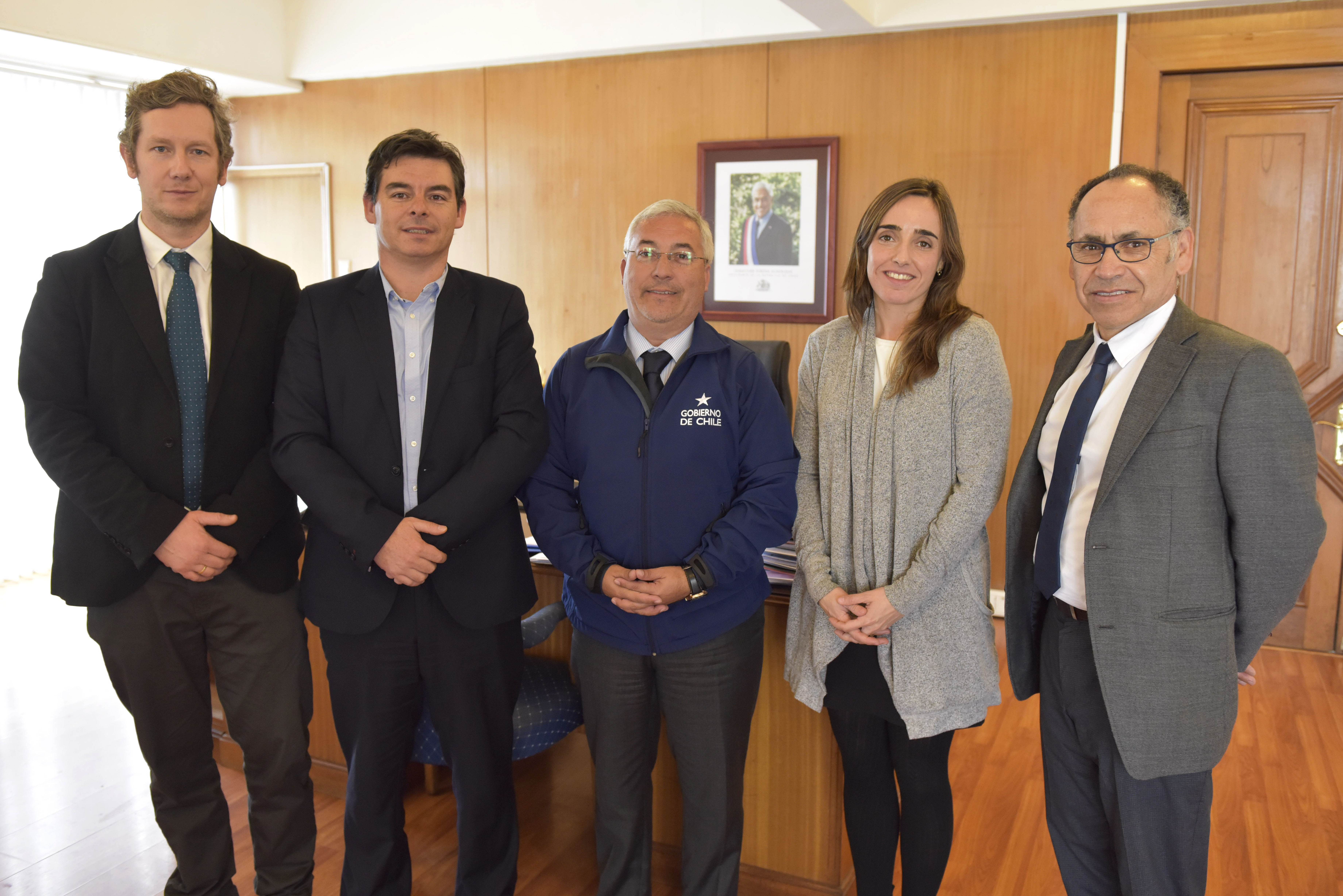 Centro de investigación CIGIDEN entrega inédito estudio de la zona norte al intendente de Tarapacá   