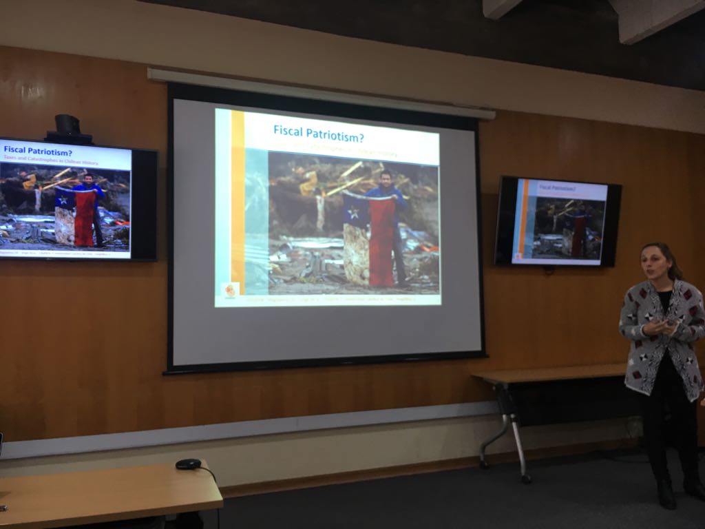 Doctor en economía de Nueva Zelanda e investigadores CIGIDEN realizan seminario académico sobre impactos socioeconómicos de los desastres