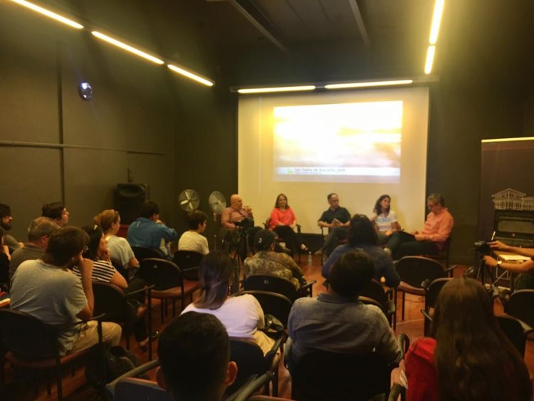 CIGIDEN participa en festival de la ciencia en Antofagasta con simuladores de aluviones, tsunamis y volcanes