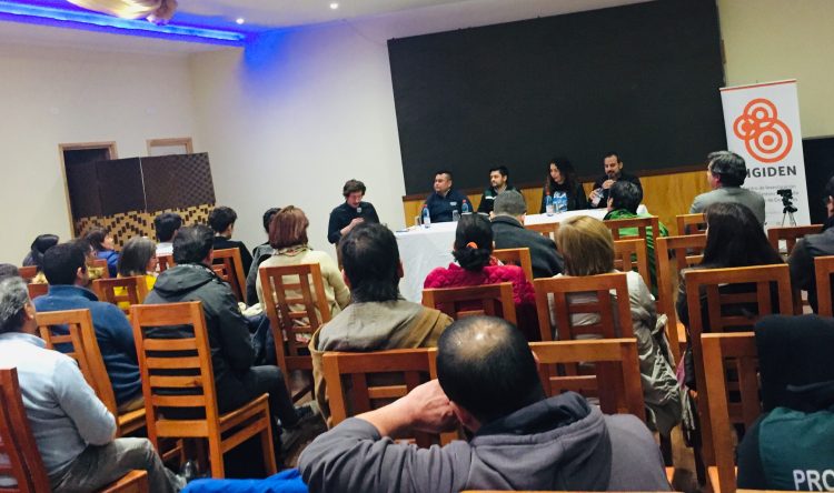 Expertos internacionales en tsunamis visitan Chile y se reúnen con investigadores de CIGIDEN, SHOA, ONEMI y estudiantes