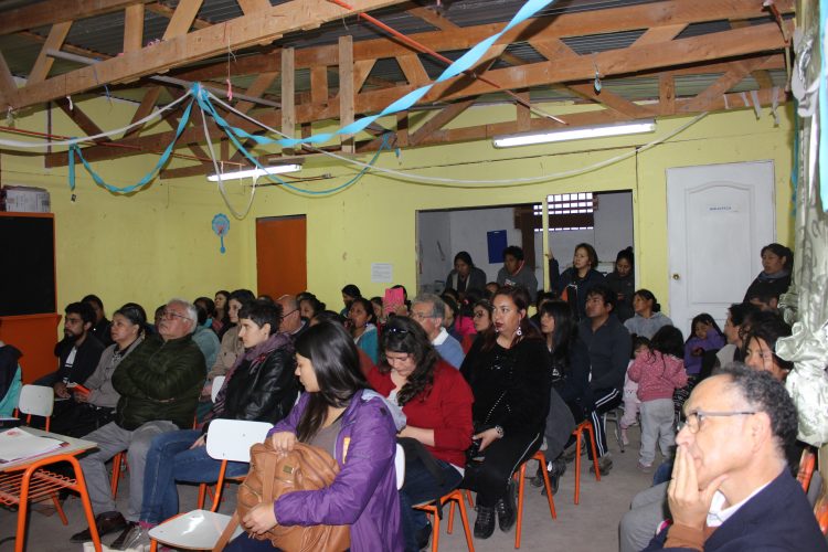 Conversatorio, mapeo comunitario y taller de riesgo aluvionar en macrocampamento en Antofagasta