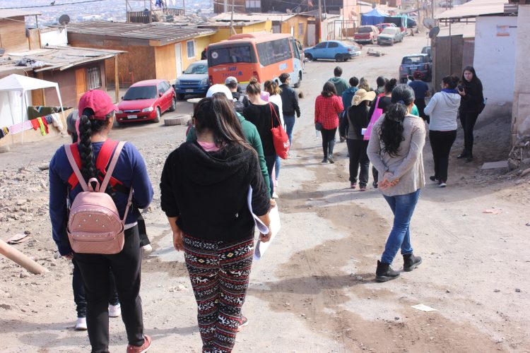 Conversatorio, mapeo comunitario y taller de riesgo aluvionar en macrocampamento en Antofagasta