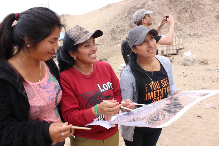 Conversatorio, mapeo comunitario y taller de riesgo aluvionar en macrocampamento en Antofagasta