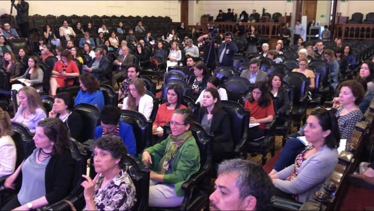 CIGIDEN participa de diálogo colectivo sobre cambio climático y biodiversidad desde la perspectiva de género