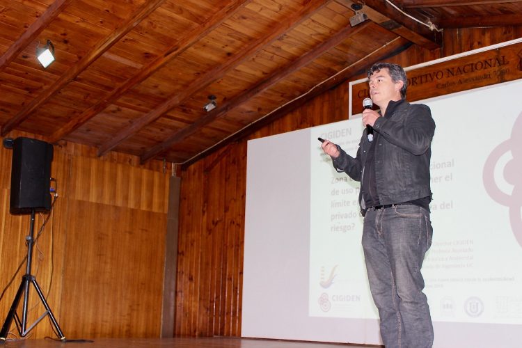 Seminario en Algarrobo: visibilizar, educar y concientizar a la comunidad sobre la costa