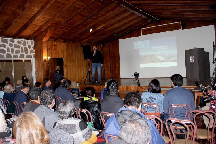 Seminario en Algarrobo: visibilizar, educar y concientizar a la comunidad sobre la costa