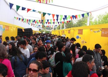 Fiesta de divulgación científica acoge a más de 14 mil visitantes de la Región Metropolitana
