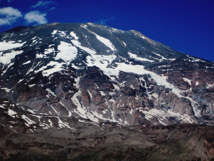 Expertos destacan la importancia de geoparques en la reducción del riesgo de desastres