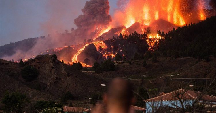 Las diferencias entre la erupción del volcán Cumbre Vieja en España y el volcanismo en Chile