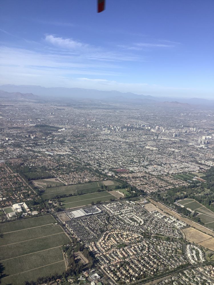 Científicos realizan sobrevuelo para estudiar las multiamenazas en la cuenca del Río Maipo