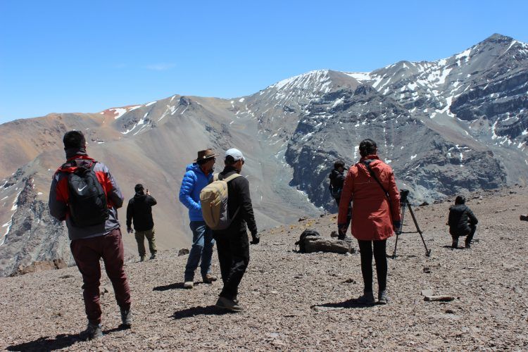 Científicos realizan sobrevuelo para estudiar las multiamenazas en la cuenca del Río Maipo