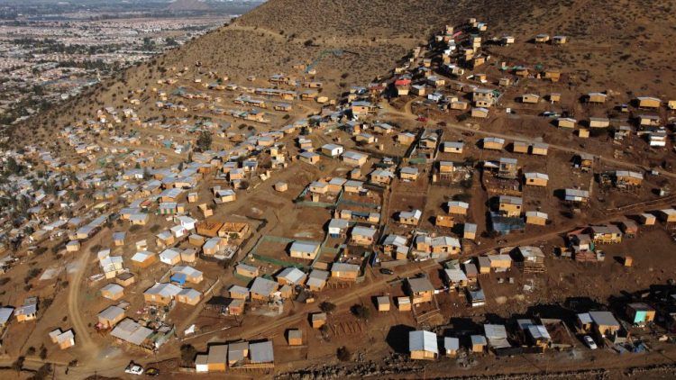 Estudio elaborado por TECHO Chile y CIGIDEN revela que el 93% de los campamentos está expuesto a amenazas de origen natural 