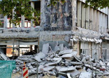 ¿Qué diferencia a los terremotos chilenos del destructivo sismo 7.0 de Grecia y Turquía?
