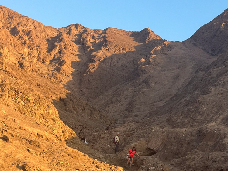 Equipo CIGIDEN avanza con proyecto que estima el riesgo de aluvión en campamento ubicado en Antofagasta