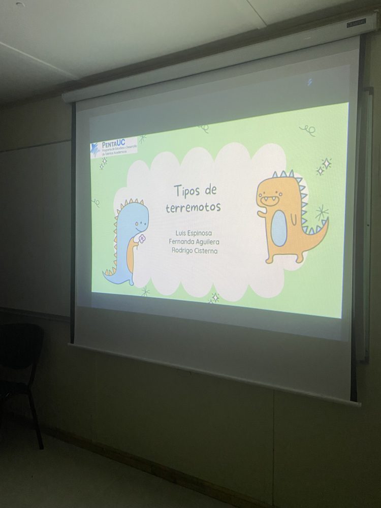 Estudiantes de enseñanza media se convierten en científicos por una tarde en la UC