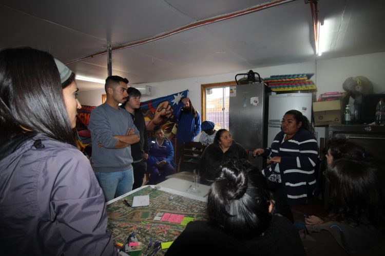 A 30 años del aluvión de 1993: Científicos desarrollan cartografía participativa junto a lideresas del “Campamento Dignidad”
