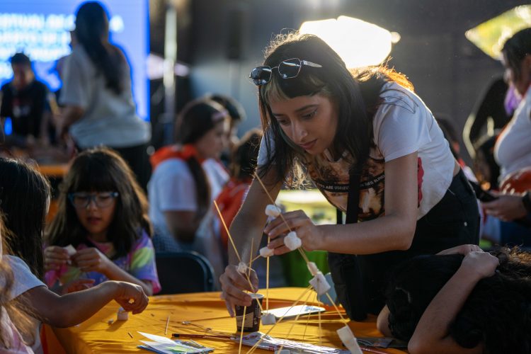 Niñas y niños conocen los aportes de la ingeniería estructural para la mitigación de terremotos