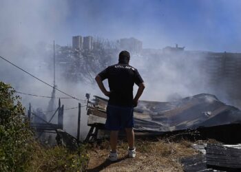 La reducción del riesgo de los incendios forestales y la urgente necesidad de planificar, reconstruir y adaptar nuestras ciudades