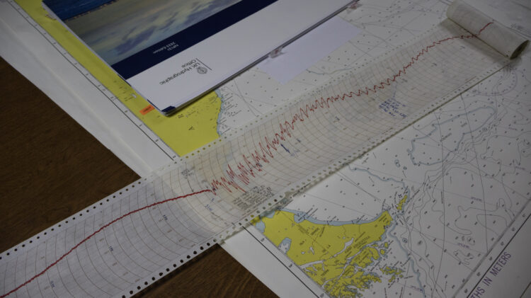 “Herencia Sísmica”: exposición sobre terremotos y tsunamis en Chile reúne obras inéditas de seis artistas nacionales y objetos sismológicos nunca antes exhibidos