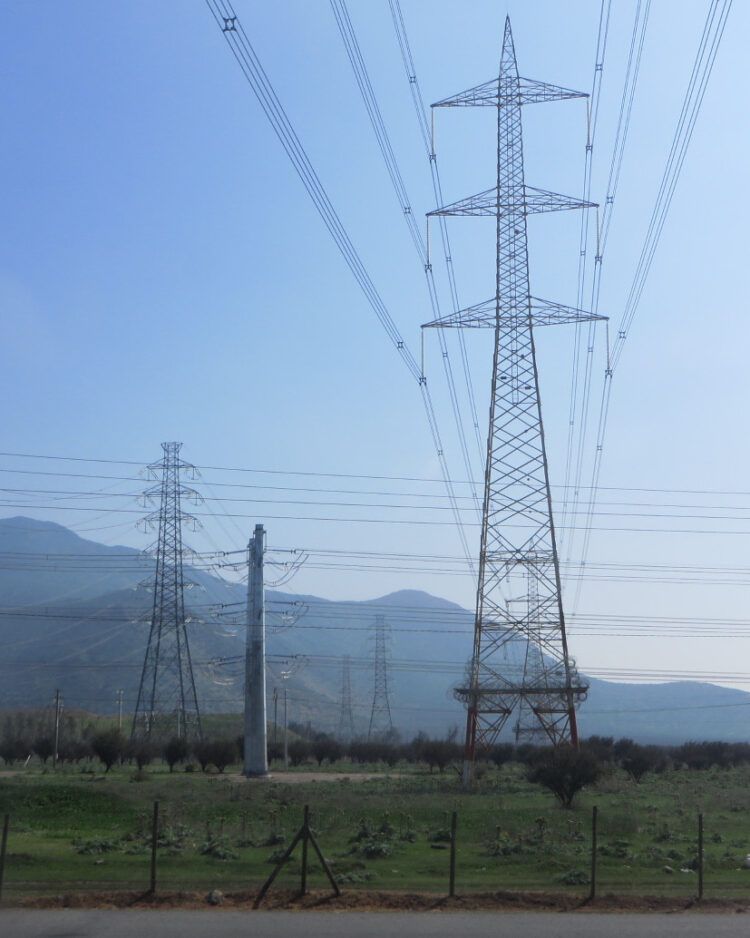 Terremotos y apagones: ¿Cuán vulnerable es la red eléctrica chilena?