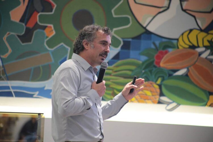 Cigiden R+ consolida lazos en Ecuador: Investigador Patricio Winckler promueve estrategias de ingeniería costera y resiliencia en Manabí